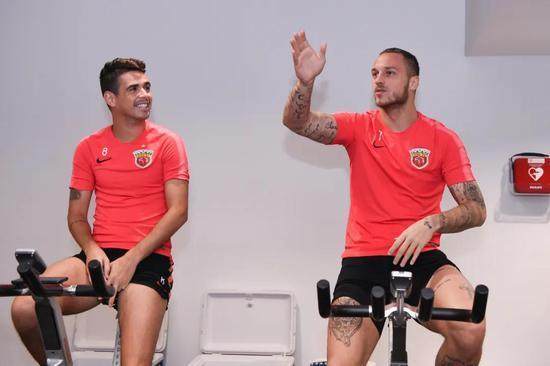 乐鱼体育官网-没了绿巨人射手仍够用 奥瑙联手虐虎交出惊人成绩